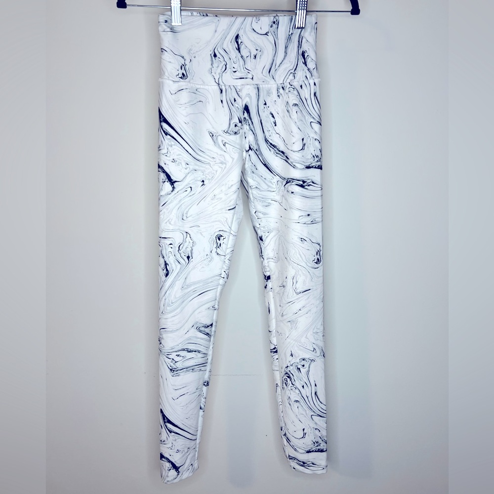 Balance Collection Super Soft Workout Leggings—like new!